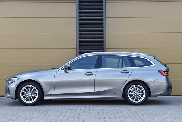 BMW 3-SERIE Touring 320i High Executive Edition * Sportline * Harman Kardon * Elektrische stoelen * LED * Leder *