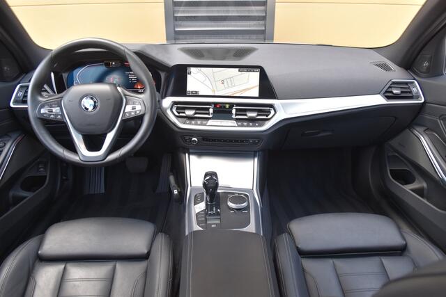 BMW 3-SERIE Touring 320i High Executive Edition * Sportline * Harman Kardon * Elektrische stoelen * LED * Leder *