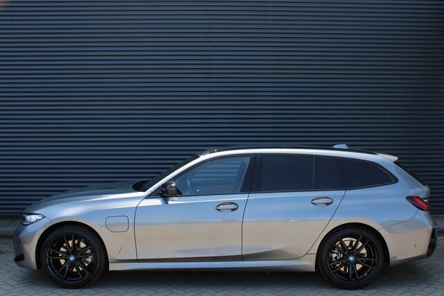 BMW 3-SERIE Touring 330e M-Sport Leer Head-Up Elektr.-Trekhaak