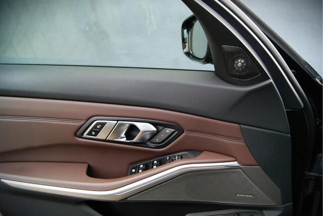 BMW 3-SERIE Touring 330e 292PK Lci M-Sport Shadow Harman-Kardon//Leder/HUD/Memory/ACC