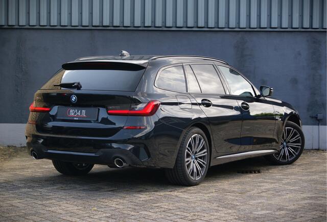 BMW 3-SERIE Touring 320e 204PK xDrive High Ex. M-Sport Shadow/ACC/Carplay/Sfeerverl./Stoelverw. Aut8