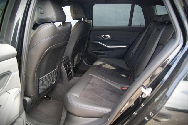 BMW 3-SERIE Touring 320e 204PK xDrive High Ex. M-Sport Shadow/ACC/Carplay/Sfeerverl./Stoelverw. Aut8