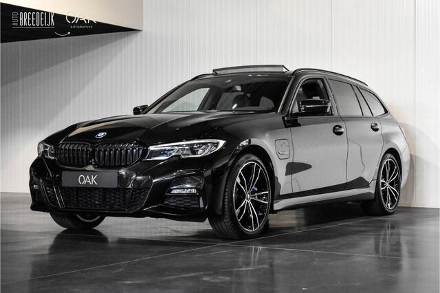 BMW 3-SERIE Touring 330e | M-Sport | Live Cockpit | Leder | Memory | 360 Camera | Head-Up | 19"LM | Saphire Zwart