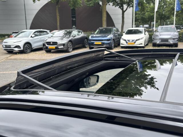 BMW 3-SERIE Touring 330e M SPORT | LASER LED | 360 CAMERA | ELECTR STOELEN | LEDER | HEAD UP | PANORAMADAK| DODE HOEK | STUURWIEL EN STOEL VERW. | TREKHAAK | DEALER ONDERHOUDEN