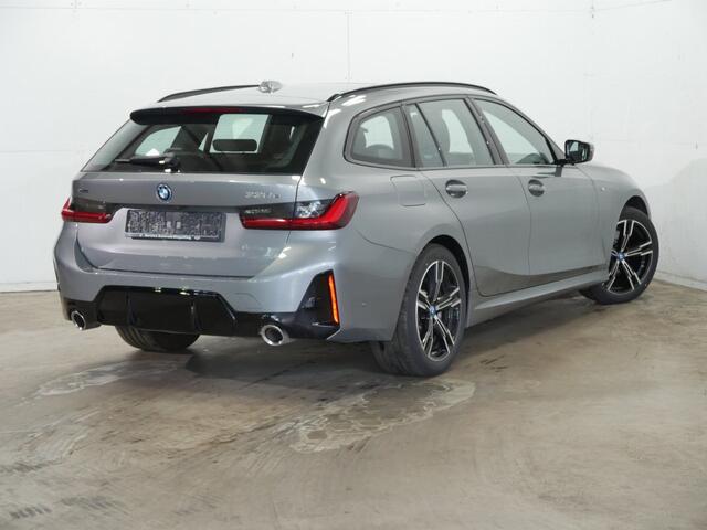BMW 3-SERIE Touring 330e xDrive | Panorama | M-Sport | Head up