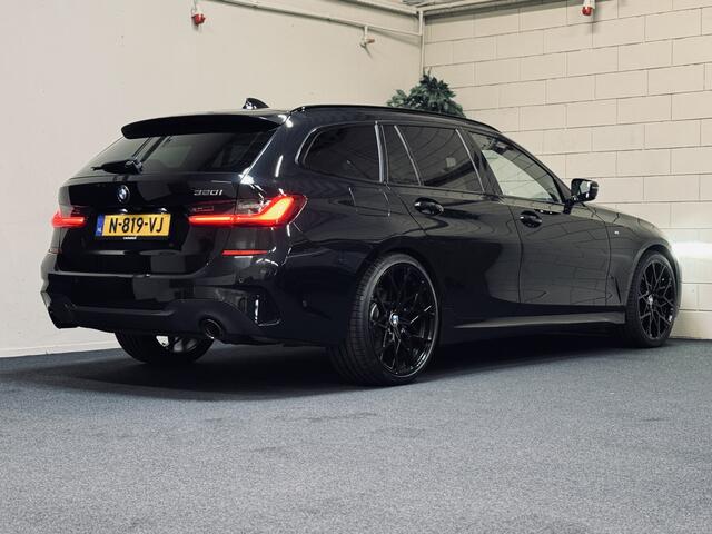 BMW 3-SERIE Touring 320i M-Sport | 20" | Panorama | Leder | Camera