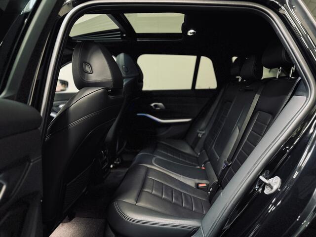 BMW 3-SERIE Touring 320i M-Sport | 20" | Panorama | Leder | Camera