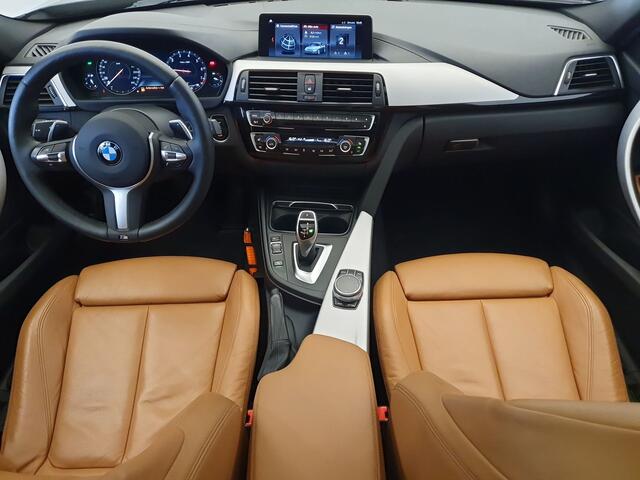 BMW 3-SERIE Touring 320i M-sport Trekhaak, Panoramadak, Leder