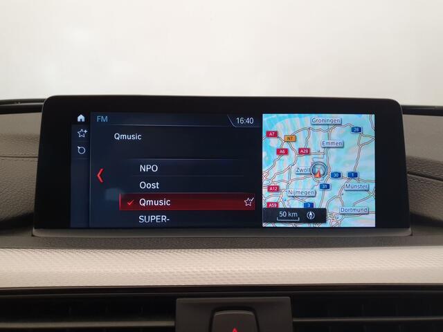 BMW 3-SERIE Touring 320i M-sport Trekhaak, Panoramadak, Leder