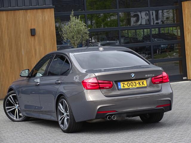 BMW 3-SERIE 330e 293PK M Sport / M Individual / LED