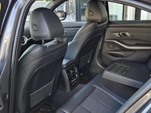 BMW 3-SERIE 320i Executive Edition SPORT LINE | SPORTSTOELEN | STOELVERWARMING |