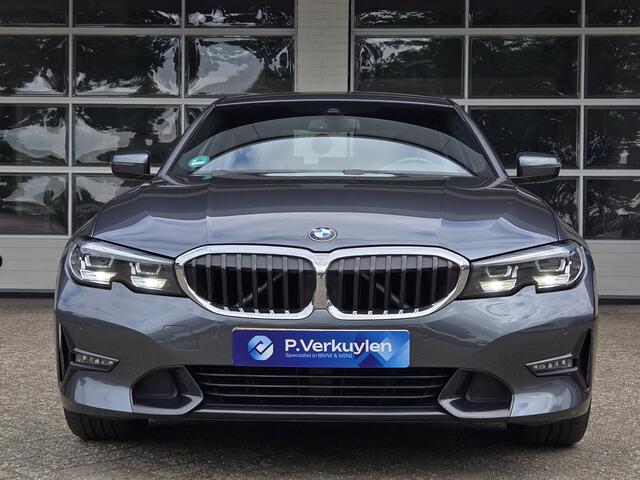 BMW 3-SERIE 320i Executive Edition SPORT LINE | SPORTSTOELEN | STOELVERWARMING |