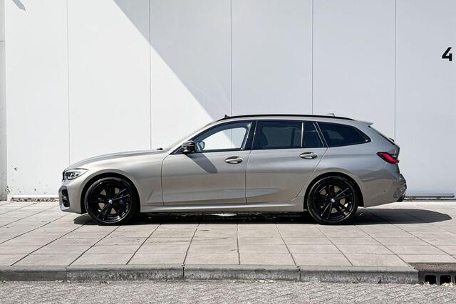 BMW 3-SERIE Touring 330i High Executive M-Sport Harman Kardon / Co-Pilot / Head-Up / Glazen Schuifdak / Stoelen Elektrisch / 19 Inch