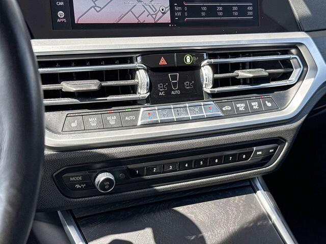 BMW 3-SERIE Touring 330i High Executive M-Sport Harman Kardon / Co-Pilot / Head-Up / Glazen Schuifdak / Stoelen Elektrisch / 19 Inch