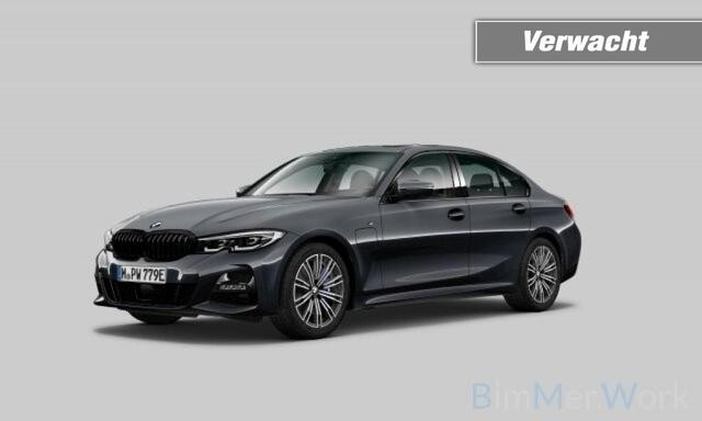 BMW 3-SERIE 330e M-Sport,HeadUp,Schuifdak,Vol leer,LED,Trekhk Elekt.,NaviPro,Stoelverw