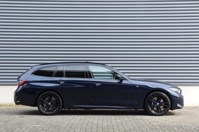 BMW 3-SERIE Touring 330e | M Sportpakket Pro / Innovation Pack / Panodak / Driving Assistant / Harman Kardon / Head-Up / Trekhaak / 19'' LMV | Easter