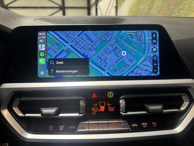 BMW 3-SERIE Touring 330e M-Sport | navi | carplay | trekhaak | shadow-line |