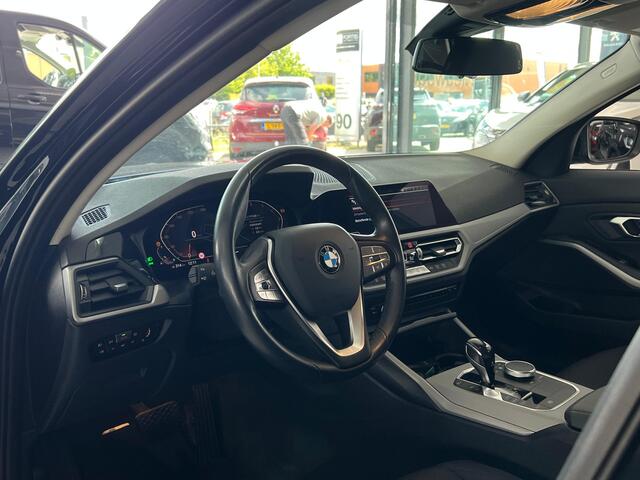 BMW 3-SERIE Touring 320i Executive Edition NL-AUTO | ACC |PARKEER CAMERA | NAVI |