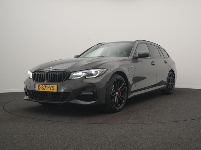 BMW 3-SERIE Touring 330e High Executive - RIJKLAARPRIJS - Achteruitrijcamera - Cruise Control - Elektrisch Glazen Schuif/Kanteldak - Elektrisch wegklapbare trekhaak