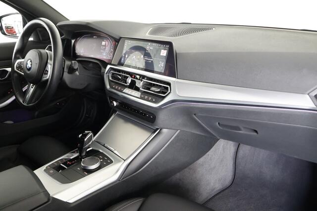BMW 3-SERIE Touring 320e M-Sport / Pano / Leder / Laser-LED / ACC / HUD