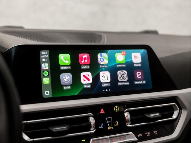 BMW 3-SERIE 318i Executive Sportline 157Pk Automaat (APPLE CARPLAY, GROOT NAVI, CAMERA, TREKHAAK, SPORTSTOELEN, CRUISE, PARKEERSENSOREN, LANE ASSIST, NIEUWSTAAT)