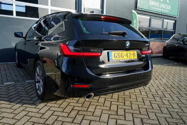 BMW 3-SERIE Touring 320d High Executive