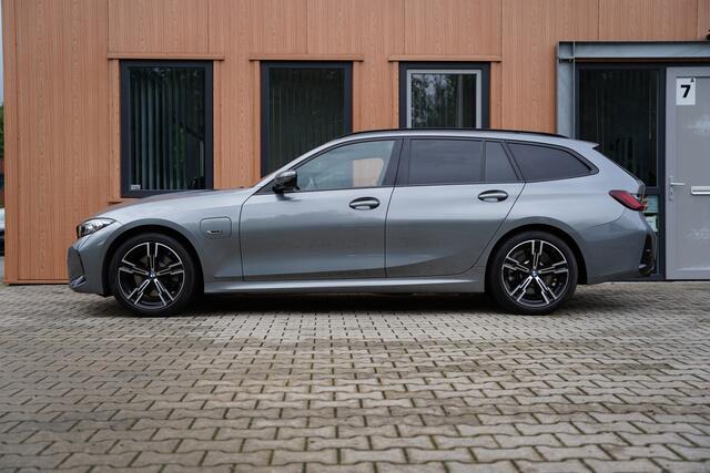 BMW 3-SERIE 330e Touring | Facelift | M-Sport | Skyscraper