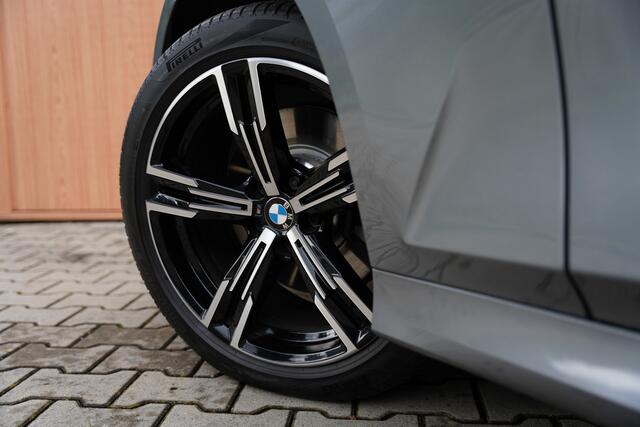 BMW 3-SERIE 330e Touring | Facelift | M-Sport | Skyscraper