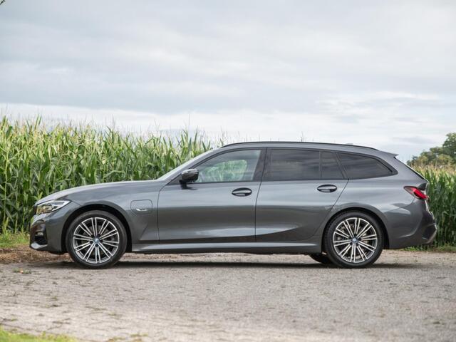 BMW 3-SERIE Touring 320e xDrive High Executive M-Pakket ACC Memory