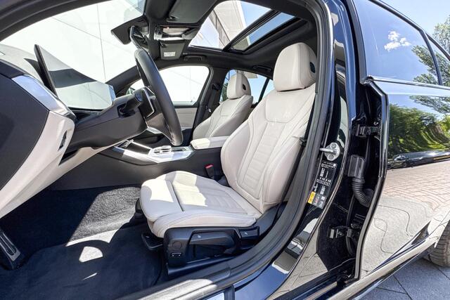 BMW 3-SERIE Sedan 330e