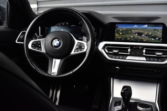 BMW 3-SERIE 330e High Executive M Sport | Schuif/Kanteldak | ACC | Laser Light | Memory | Head-Up | Adaptief Onderstel |
