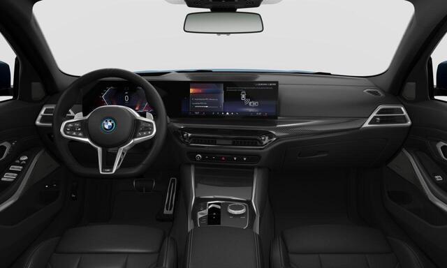 BMW 3-SERIE Touring 330e M Sportpakket Pro | Comfort Pack | Innovation Pack