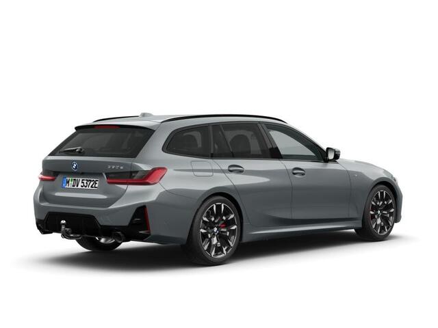 BMW 3-SERIE Touring 330e M Sport Package Pro | Innovation Pack | Comfort Pack