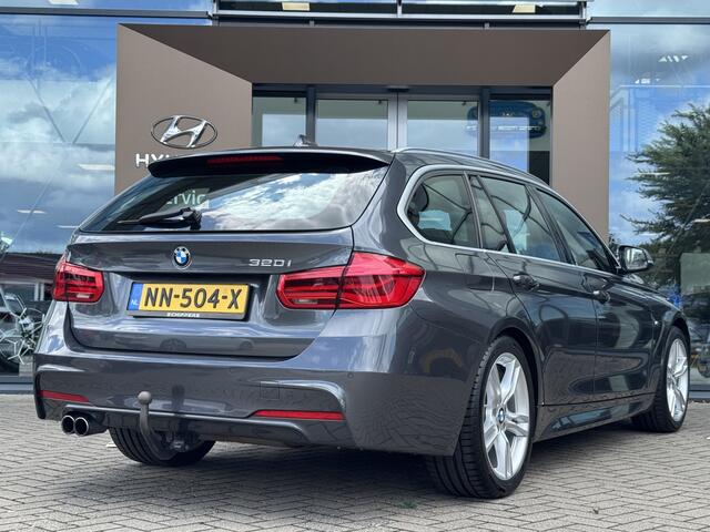 BMW 3-SERIE Touring 320i Centennial High Executive | 184pk | Schuif-dak | Trekhaak