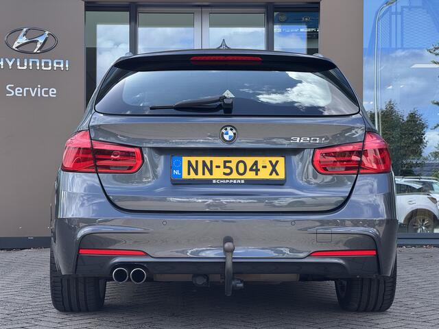 BMW 3-SERIE Touring 320i Centennial High Executive | 184pk | Schuif-dak | Trekhaak