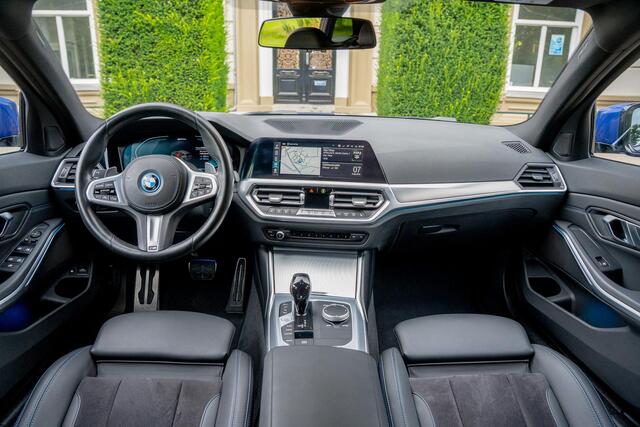 BMW 3-SERIE Touring 330e M-Sport ADAPTIVE | 360 CAM | SAFETY PACK | HIFI | 1E EIGN NIEUWSTAAT