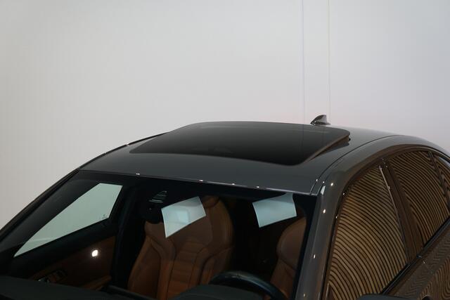 BMW 3-SERIE 330e M Sport ? DravitGrau ? Schuifdak ? M Sportstoelen ? Camera ? Head-Up