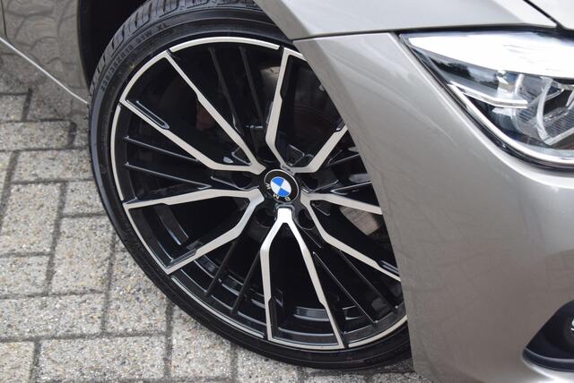 BMW 3-SERIE 330E I Performance 252PK Centennial navi/led/clima