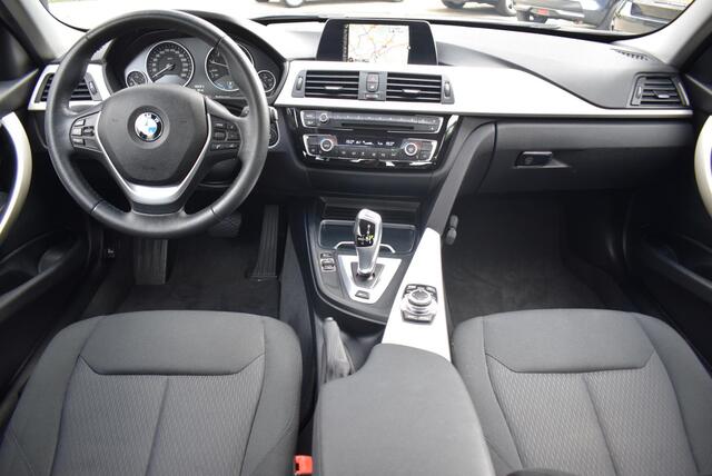 BMW 3-SERIE 330E I Performance 252PK Centennial navi/led/clima
