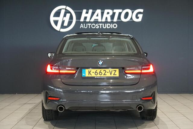 BMW 3-SERIE 318i High Executive + SCHUIFDAK / LASERLIGHT / TREKHAAK / LEDER / INDIVIDUAL / DRAVITGRAU