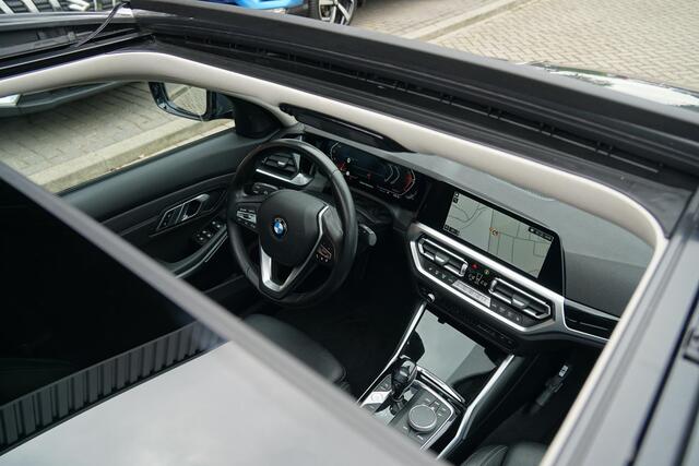 BMW 3-SERIE 318i High Executive + SCHUIFDAK / LASERLIGHT / TREKHAAK / LEDER / INDIVIDUAL / DRAVITGRAU