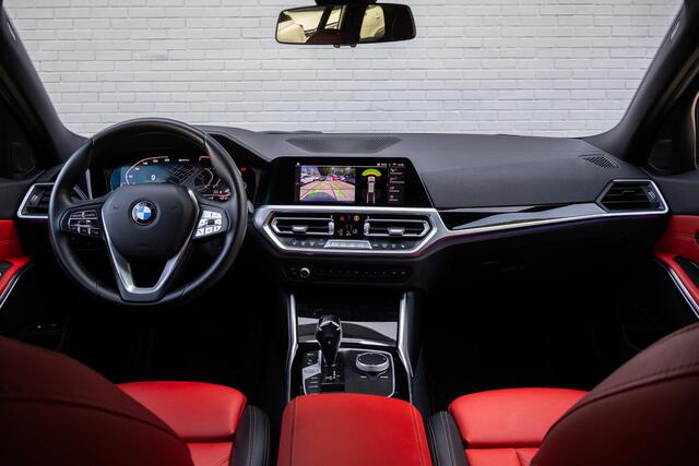 BMW 3-SERIE Touring 330e High Executive Individual