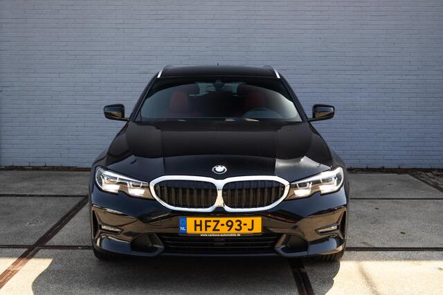 BMW 3-SERIE Touring 330e High Executive Individual