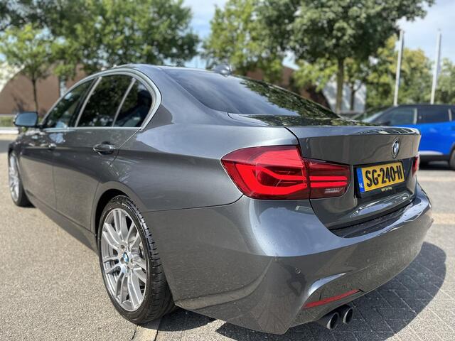 BMW 3-SERIE 320i Edition M Sport Shadow Executive ZEER COMPLEET | UNIEKE KMSTAND! | ORIG. NL | COMPLEET DEALER ONDERHOUDEN | RIJKLAARPIJS INCL. 12mnd BOVAG