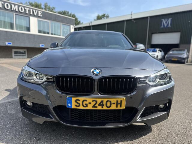 BMW 3-SERIE 320i Edition M Sport Shadow Executive ZEER COMPLEET | UNIEKE KMSTAND! | ORIG. NL | COMPLEET DEALER ONDERHOUDEN | RIJKLAARPIJS INCL. 12mnd BOVAG
