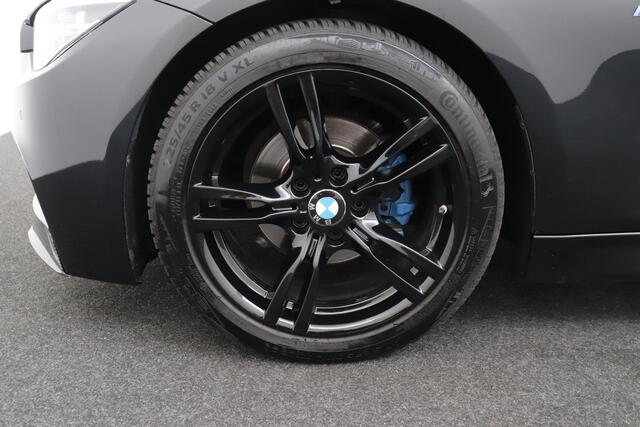 BMW 3-SERIE Touring Aut. M-Sport Black-Edition Pano-dak Elek.Trekhaak 18'LMV
