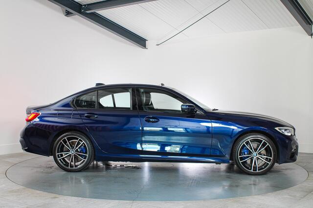 BMW 3-SERIE 330e M-sport, Laser, Panoramadak, H&K, Memory, HUD, ACC, Vol met opties!