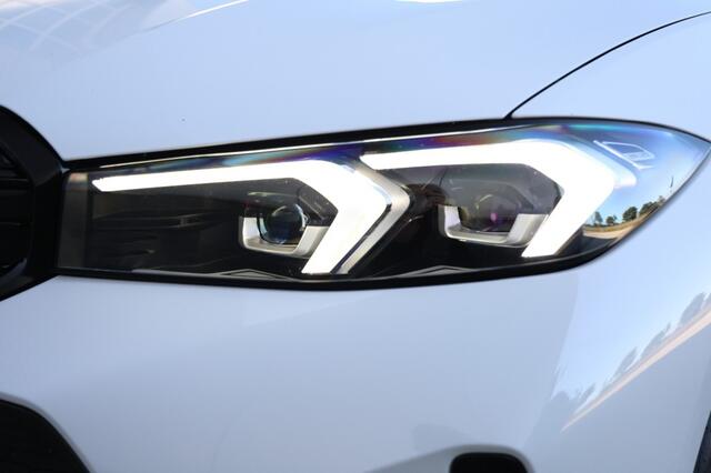 BMW 3-SERIE Touring 330e M-Sport LCI 292PK Pano/HUD/HenK/Stuurvw/Cam