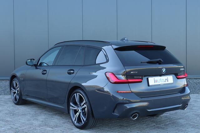 BMW 3-SERIE Touring 330e xDrive M-Sport Pano/Laser LED/360/Keyless/Elek. stoel+mem/Dodehoek/19"