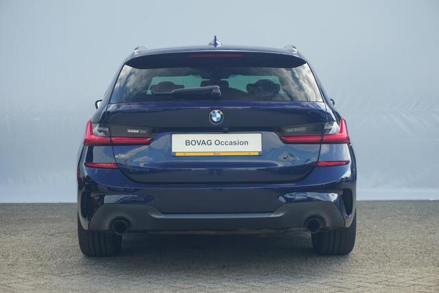 BMW 3-SERIE Touring 330i High Executive M Sport Plus Pack 19'' / Panoramadak / Harman Kardon / Elektrisch verstelbare stoelen / Head-Up Display / Trekhaak
